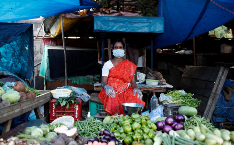  India inflation likely edged up in July on higher food prices: Reuters poll