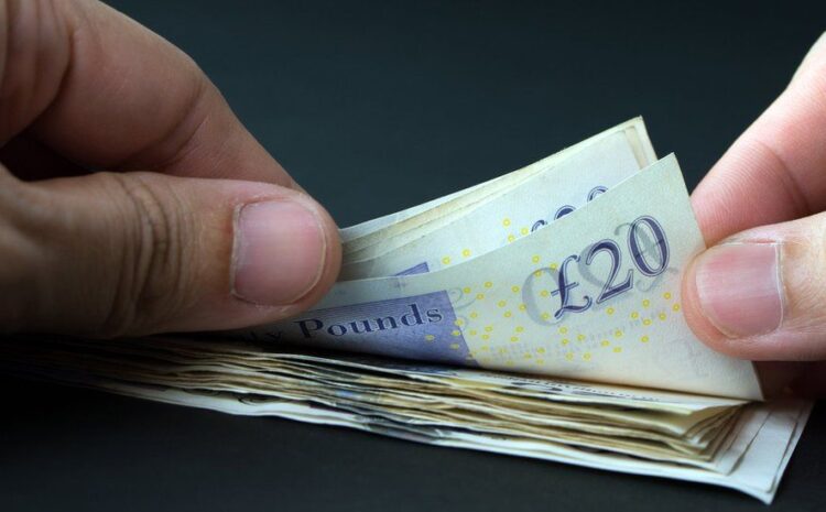  Covid: Cash refusal ‘creeping into UK economy’