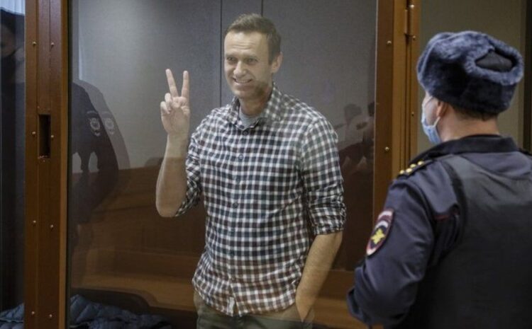  Alexei Navalny: Putin critic loses appeal against jailing
