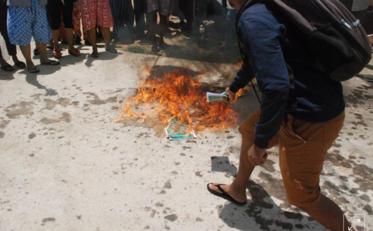  Eleven killed as Myanmar protesters fight troops with handmade guns, firebombs – media