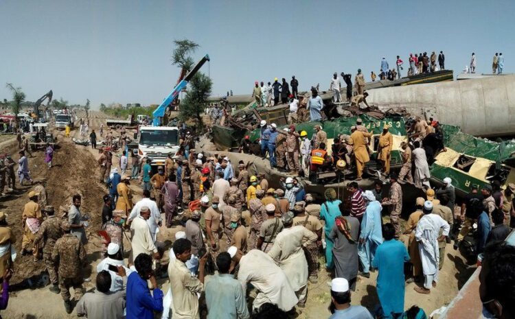  Pakistan train accident: Dozens killed in Sindh collision
