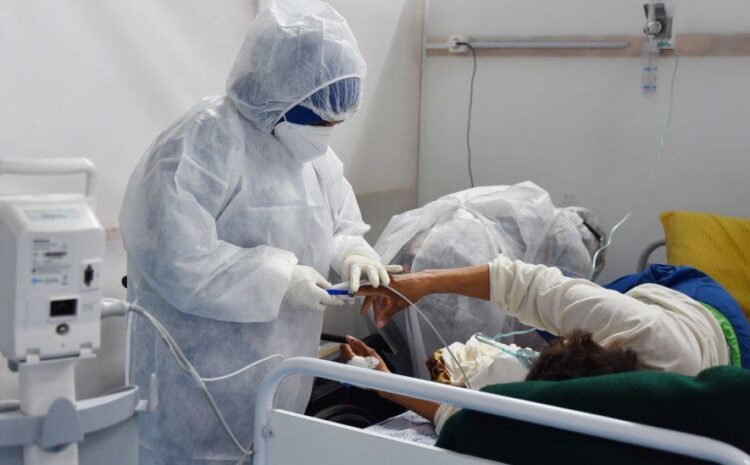  Covid: Virus may have killed 80k-180k health workers, WHO says