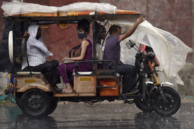 The bumpy road to India’s electric car revolution – Journalist ...