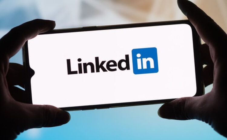 Microsoft shutting down LinkedIn in China