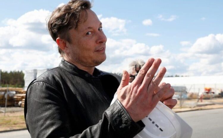 Elon Musk holds Twitter vote over $21bn Tesla share sale