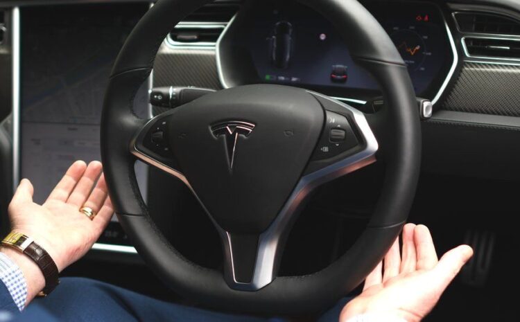  Tesla adds chill and assertive self-driving modes