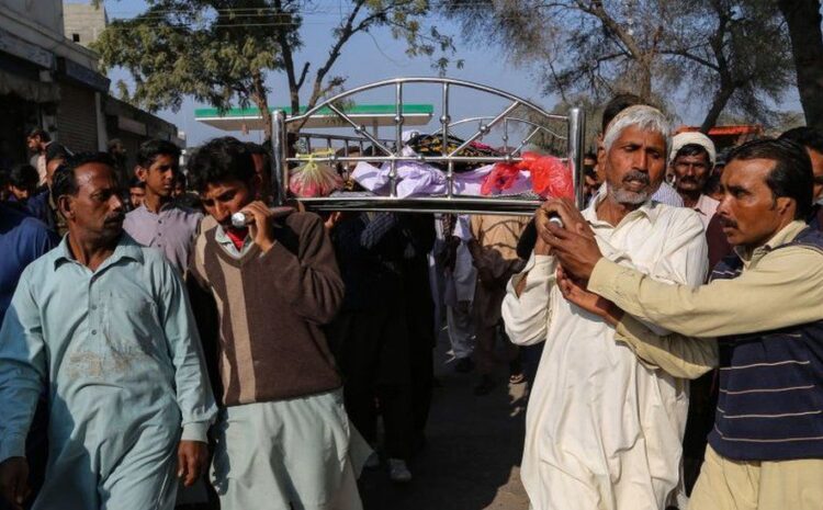  Pakistan: Man accused of blasphemy killed by mob in Khanewal