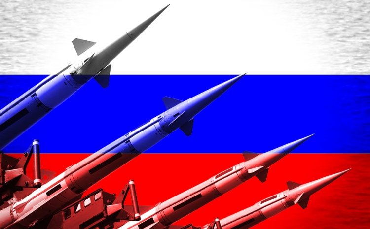 How many nuclear weapons does Russia have?
