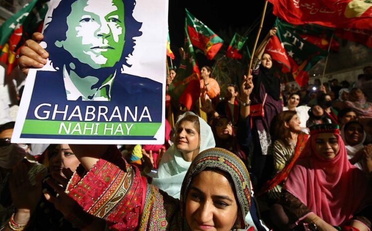 Imran Khan: Support for Pakistan PM despite likely defeat