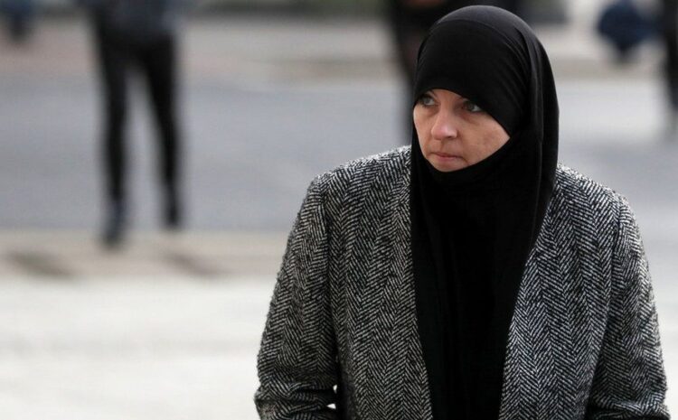  Lisa Smith: Former Irish soldier guilty of Islamic State membership