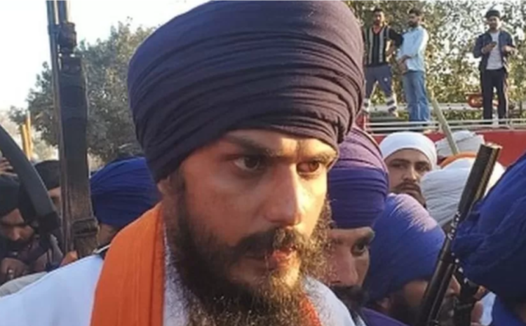  Amritpal Singh: Rumours swirl in hunt for fugitive Indian preacher