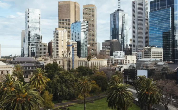  Melbourne overtakes Sydney as Australia’s biggest city